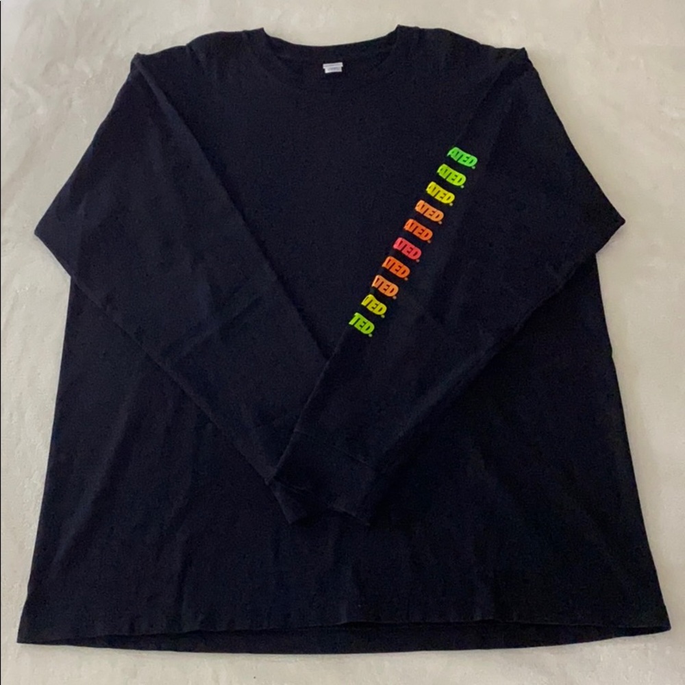 UNDEFEATED L/S Gradient